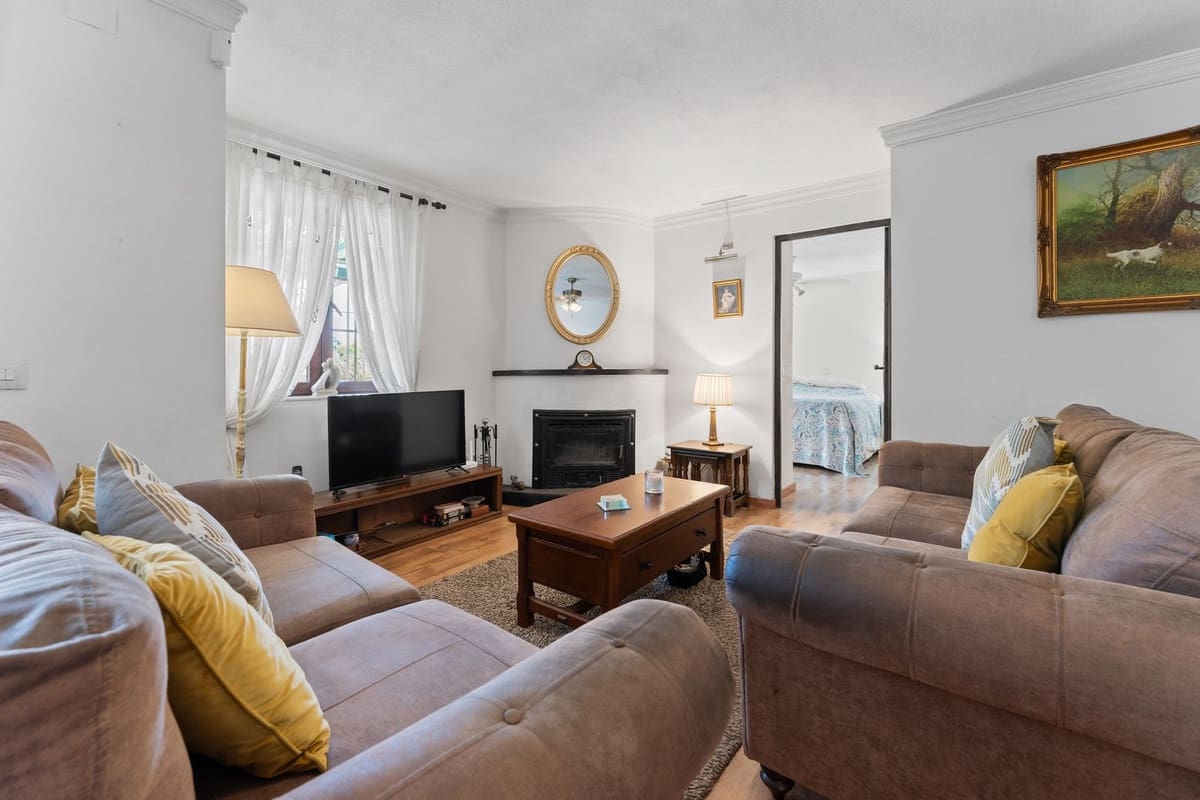 3 makuuhuone Paritalo myytävänä paikassa Mijas mukana uima-altaan - 449 000 € (Ref: 10112315)