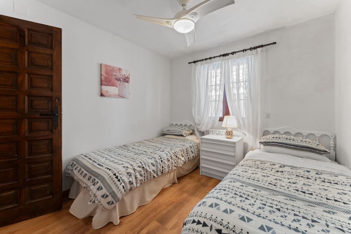 3 makuuhuone Paritalo myytävänä paikassa Mijas mukana uima-altaan - 449 000 € (Ref: 10112315)