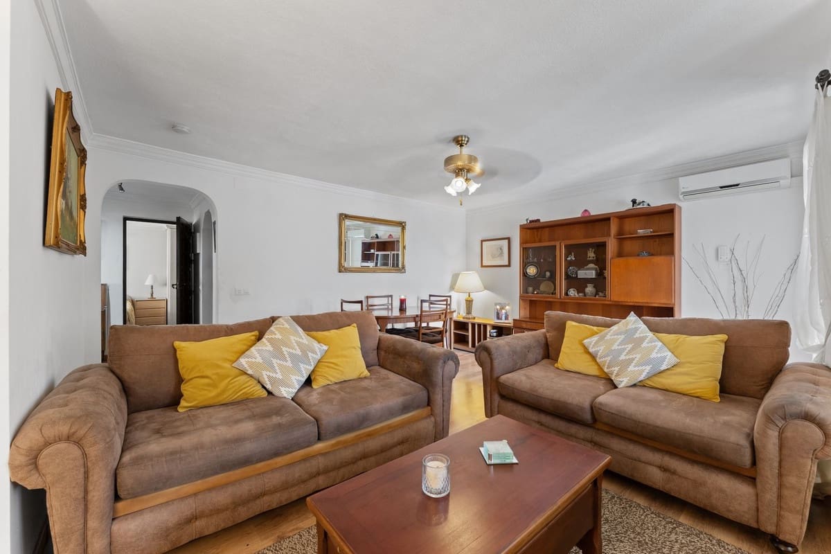 3 makuuhuone Paritalo myytävänä paikassa Mijas mukana uima-altaan - 449 000 € (Ref: 10112315)