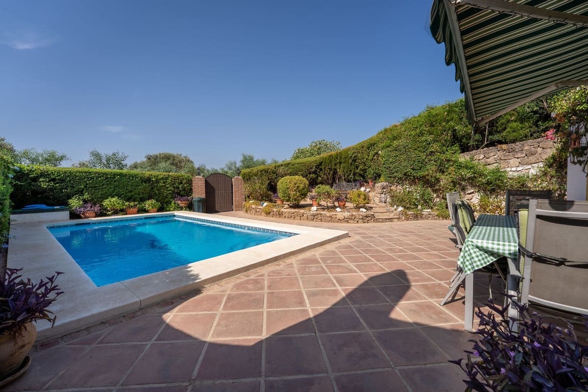 3 makuuhuone Paritalo myytävänä paikassa Mijas mukana uima-altaan - 449 000 € (Ref: 10112315)