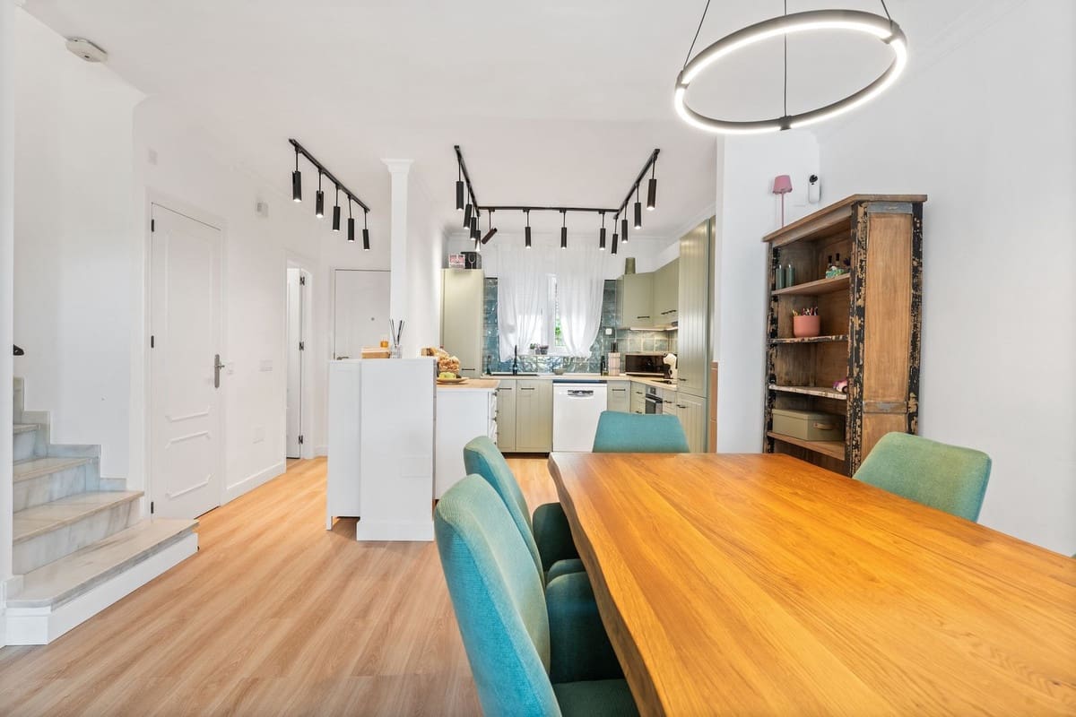 3 chambre Maison de Ville à vendre à Mijas avec piscine - 415 000 € (Ref: 10112317)