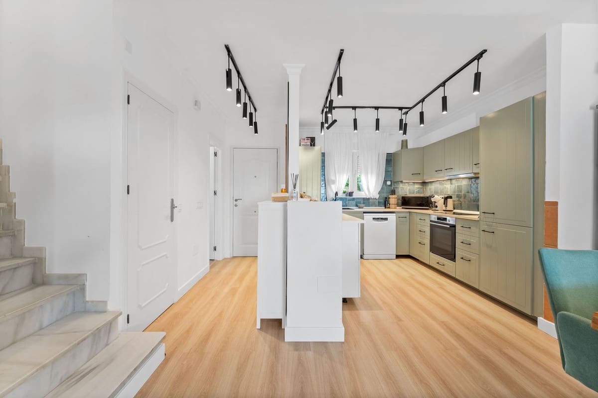 3 chambre Maison de Ville à vendre à Mijas avec piscine - 415 000 € (Ref: 10112317)