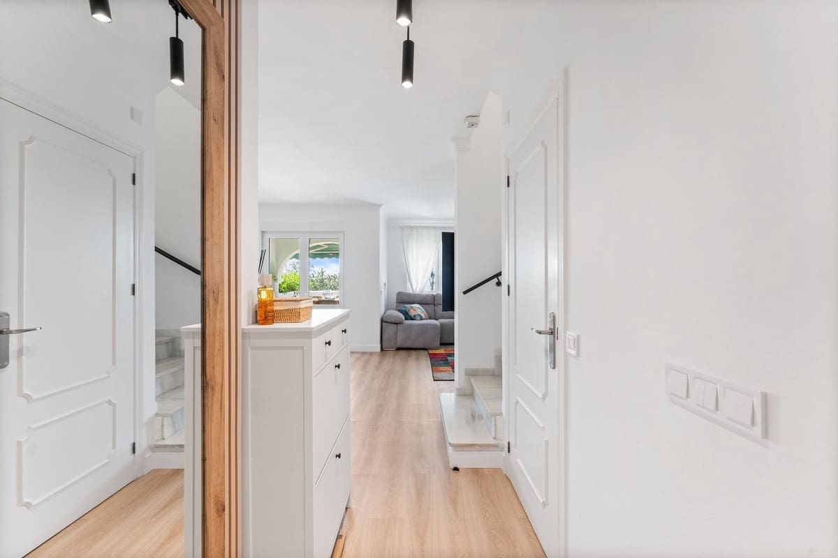 3 chambre Maison de Ville à vendre à Mijas avec piscine - 415 000 € (Ref: 10112317)