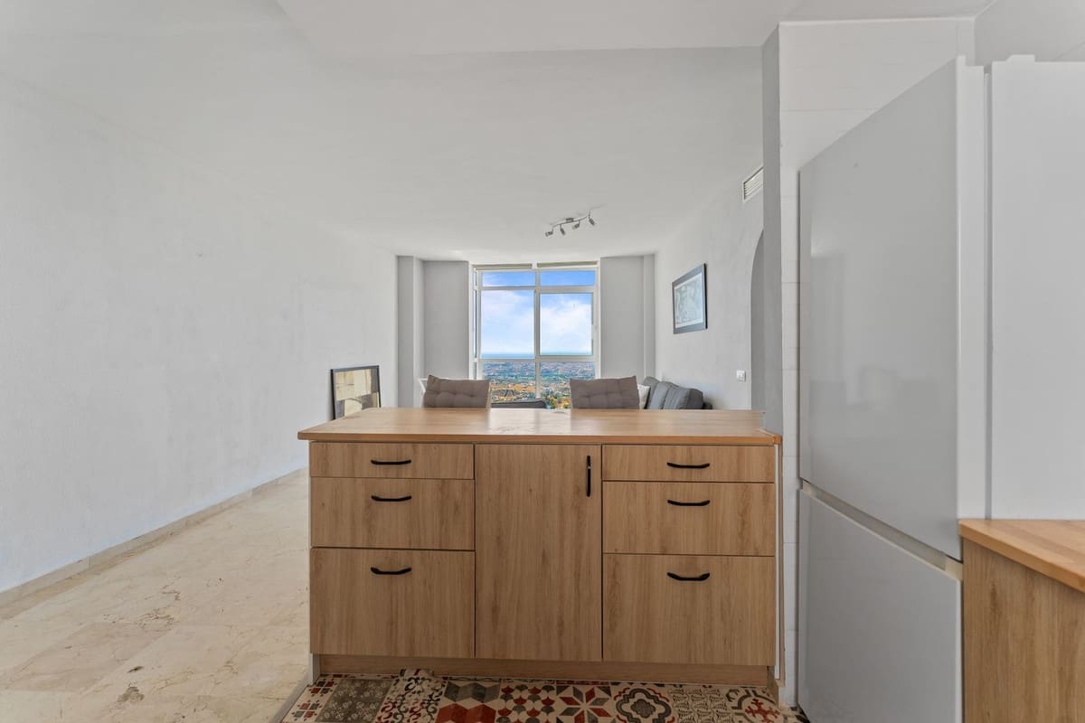 2 bedroom Apartment for sale in Mijas with garage - € 255,000 (Ref: 10112320)