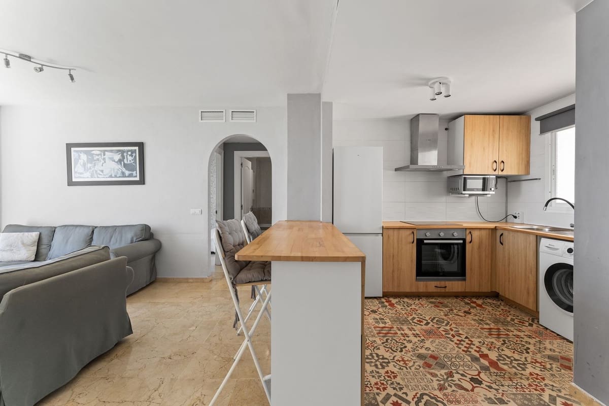 2 bedroom Apartment for sale in Mijas with garage - € 255,000 (Ref: 10112320)