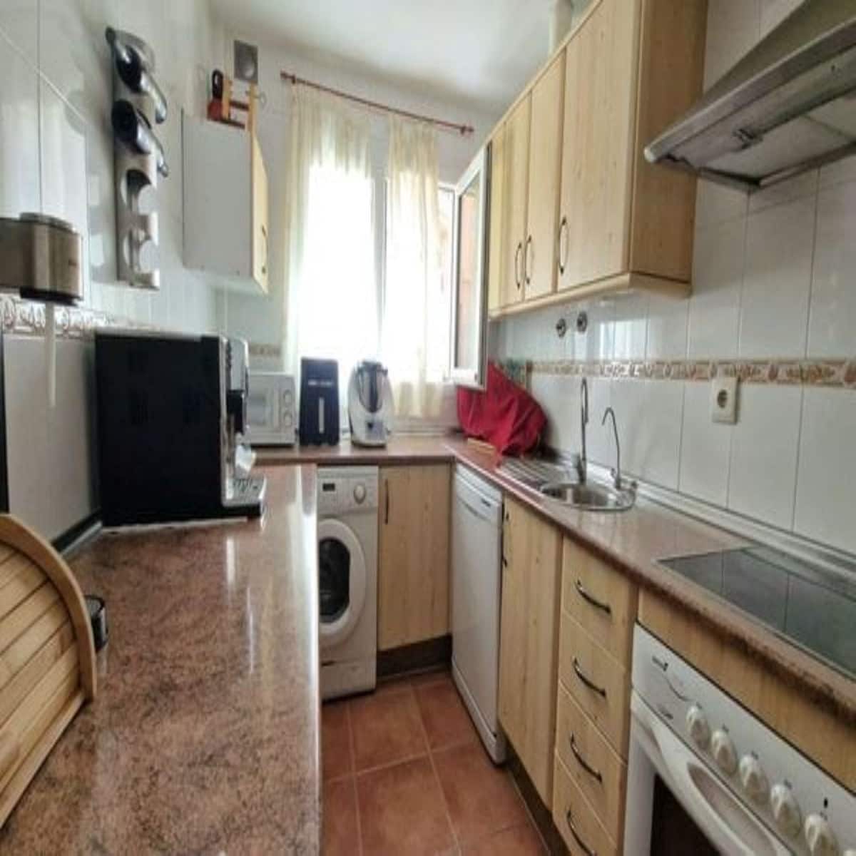 3 bedroom Townhouse for rent in San Luis de Sabinillas with pool garage - € 1,900 (Ref: 10112324)