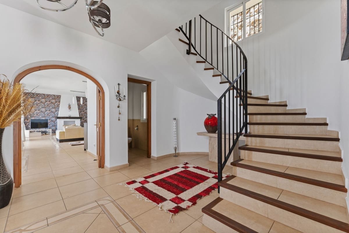 3 Zimmer Villa zu verkaufen in Mijas mit Pool Garage - 975.000 € (Ref: 10112326)