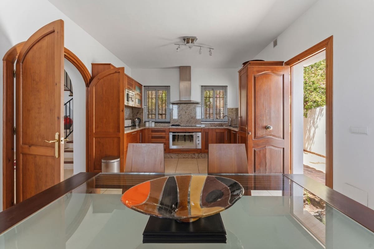 3 Zimmer Villa zu verkaufen in Mijas mit Pool Garage - 975.000 € (Ref: 10112326)