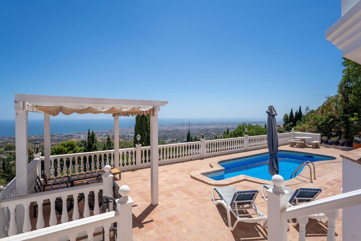3 Zimmer Villa zu verkaufen in Mijas mit Pool Garage - 975.000 € (Ref: 10112326)