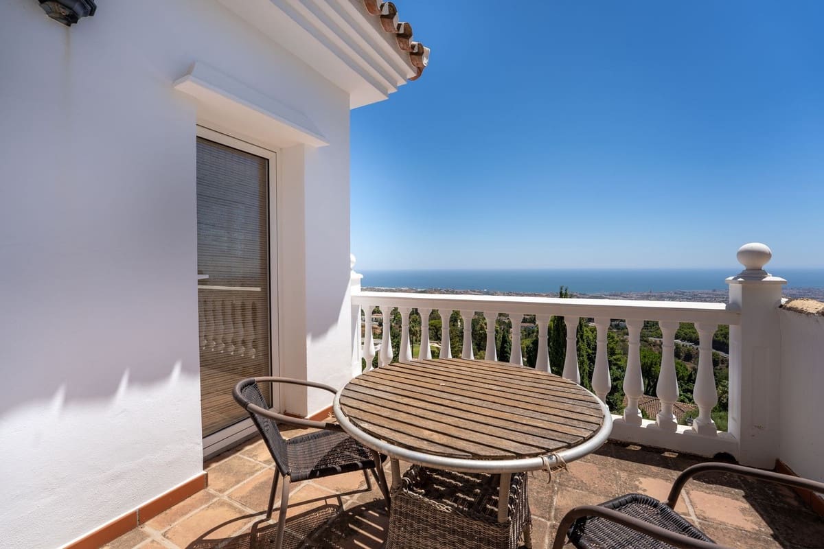 3 Zimmer Villa zu verkaufen in Mijas mit Pool Garage - 975.000 € (Ref: 10112326)