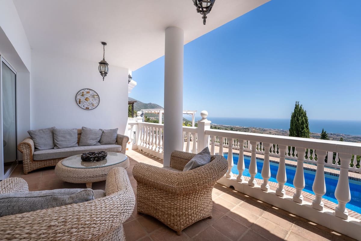 3 Zimmer Villa zu verkaufen in Mijas mit Pool Garage - 975.000 € (Ref: 10112326)