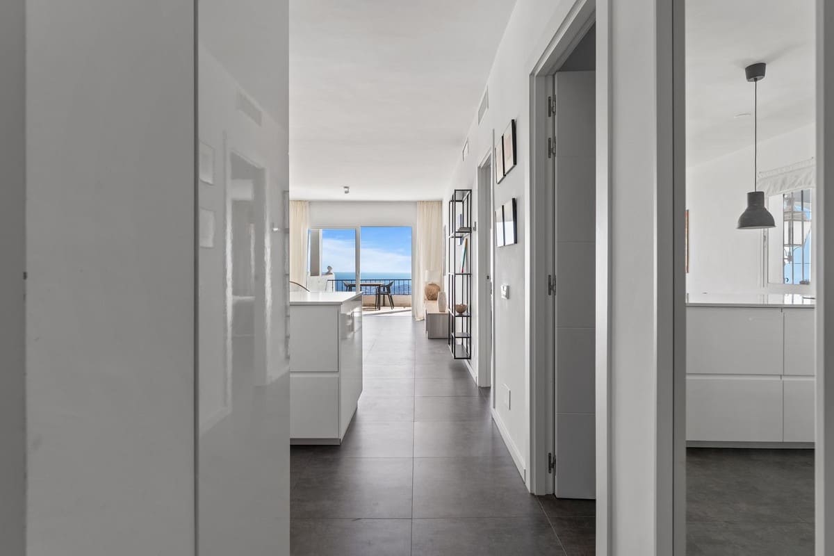 2 soveværelse Lejlighed til salg i Mijas med swimmingpool - € 485.000 (Ref: 10165452)
