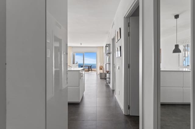 2 soveværelse Lejlighed til salg i Mijas med swimmingpool - € 485.000 (Ref: 10165452)