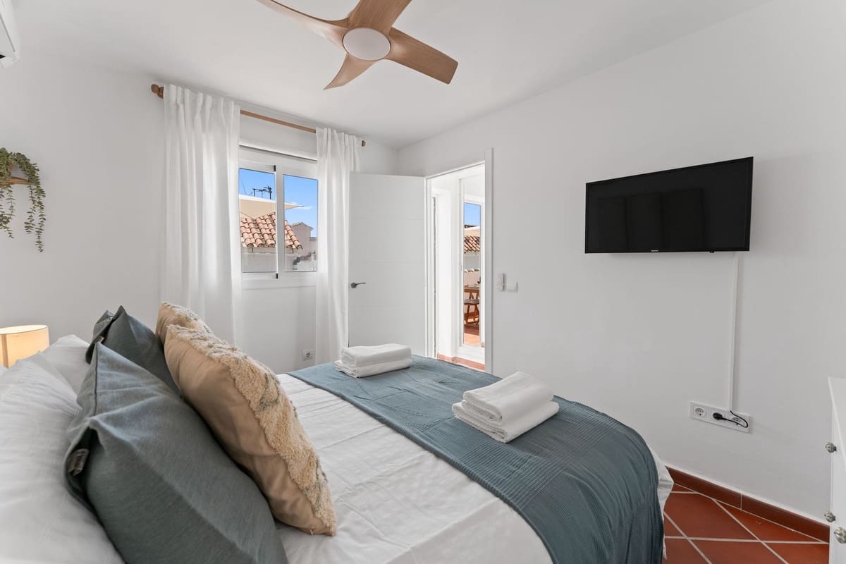 Casa de 2 habitaciones en Mijas en venta - 329.000 € (Ref: 10179697)