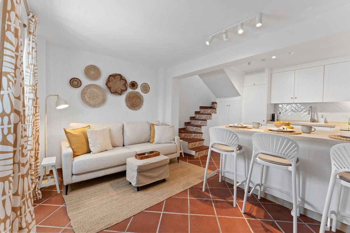 Casa de 2 habitaciones en Mijas en venta - 329.000 € (Ref: 10179697)