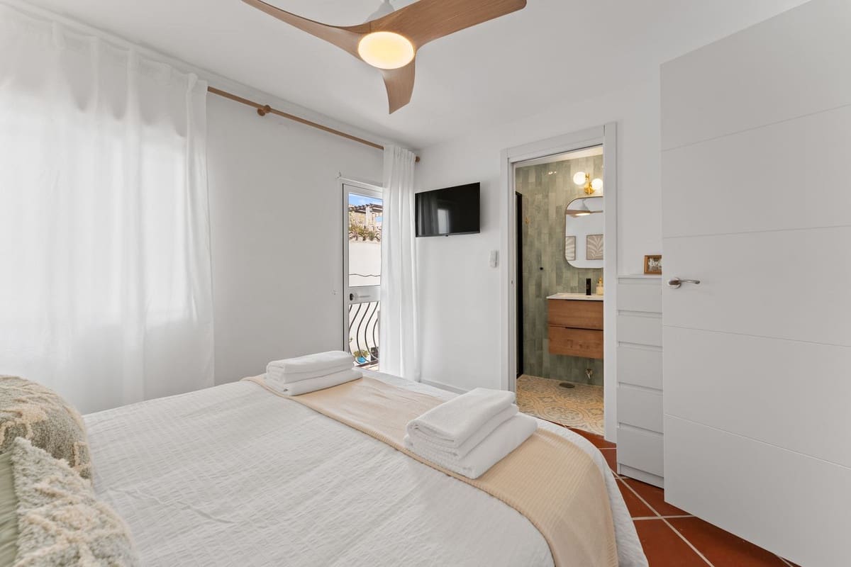 Casa de 2 habitaciones en Mijas en venta - 329.000 € (Ref: 10179697)