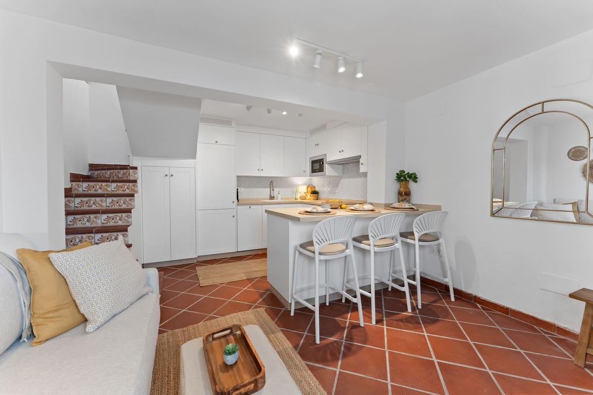 Casa de 2 habitaciones en Mijas en venta - 329.000 € (Ref: 10179697)