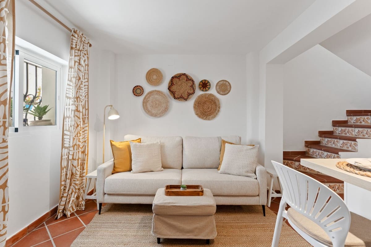 Casa de 2 habitaciones en Mijas en venta - 329.000 € (Ref: 10179697)