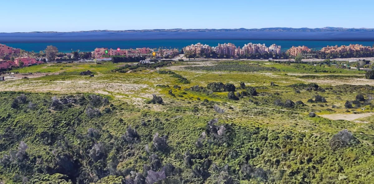 Ubebygd land til salgs i Estepona - € 2 600 000 (Ref: 7495815)