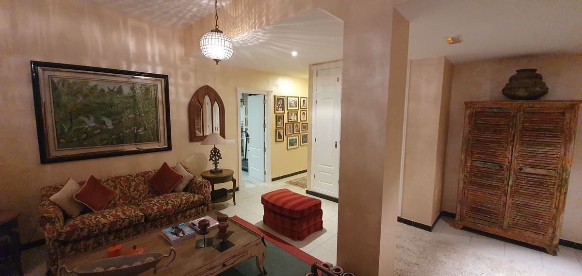 Chalet de 5 habitaciones en La Cala de Mijas en venta con piscina - 2.750.000 € (Ref: 7665307)