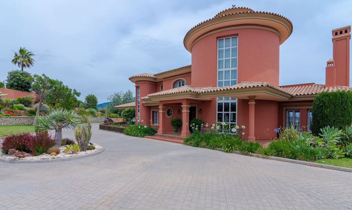 Chalet de 5 habitaciones en La Cala de Mijas en venta con piscina - 2.750.000 € (Ref: 7665307)