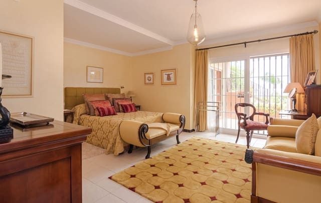 5 soveværelse Villa til salg i La Cala de Mijas, Mijas med swimmingpool - € 2.750.000 (Ref: 7665307)