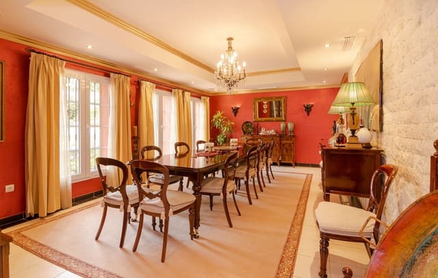 Chalet de 5 habitaciones en La Cala de Mijas, Mijas en venta con piscina - 2.750.000 € (Ref: 7665307)