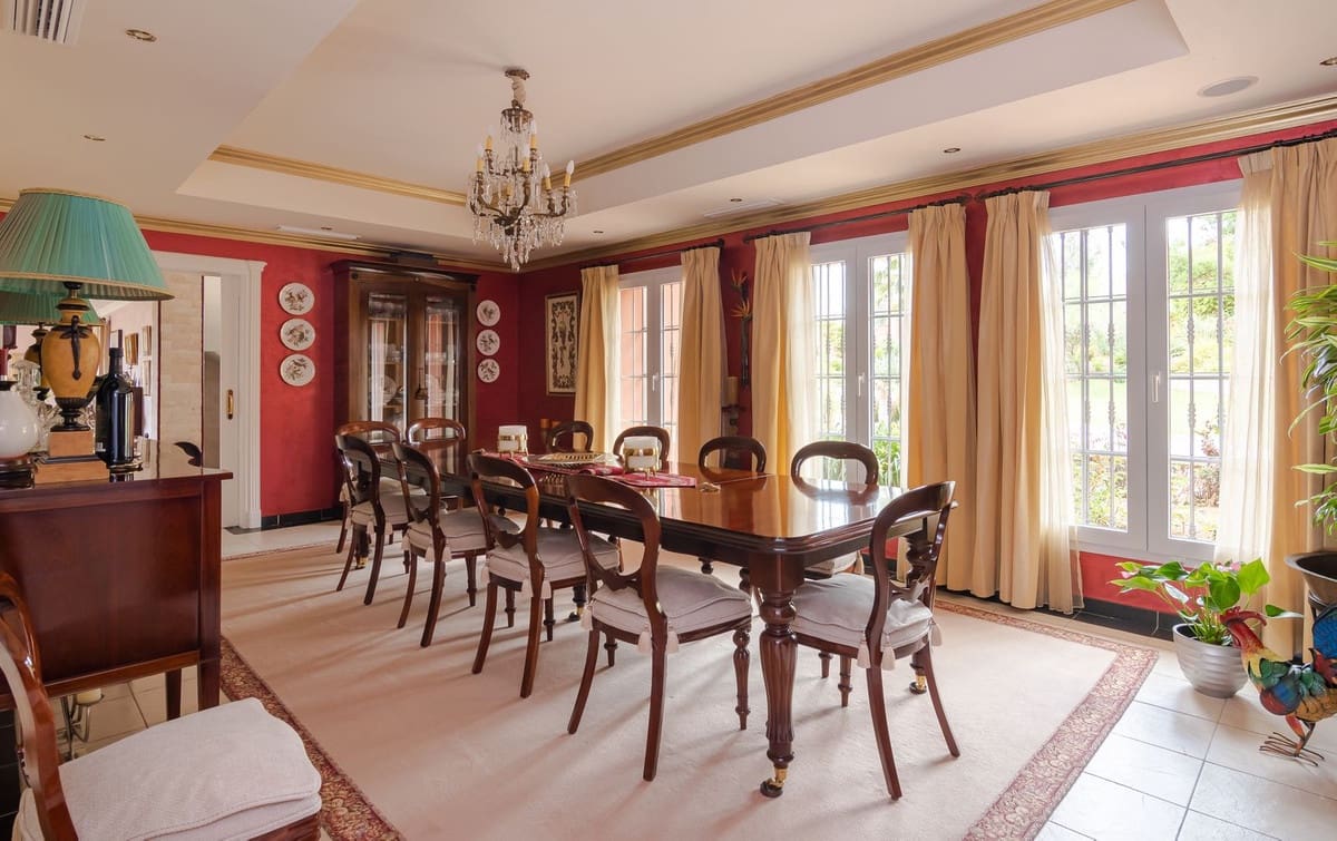 Chalet de 5 habitaciones en La Cala de Mijas en venta con piscina - 2.750.000 € (Ref: 7665307)