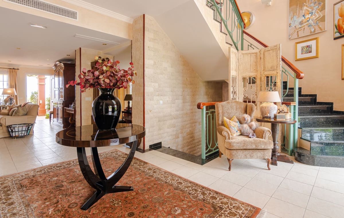 Chalet de 5 habitaciones en La Cala de Mijas en venta con piscina - 2.750.000 € (Ref: 7665307)