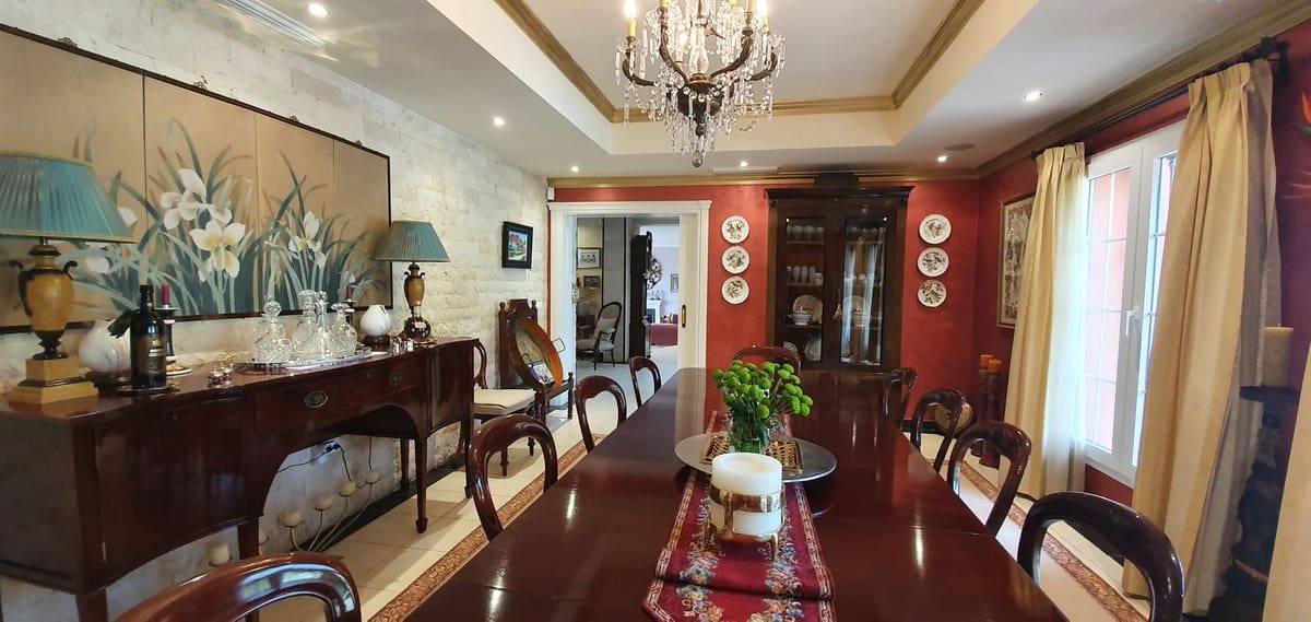 Chalet de 5 habitaciones en La Cala de Mijas en venta con piscina - 2.750.000 € (Ref: 7665307)