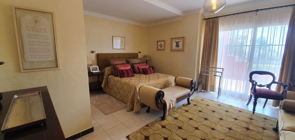 Chalet de 5 habitaciones en La Cala de Mijas en venta con piscina - 2.750.000 € (Ref: 7665307)