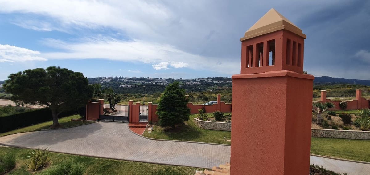 Chalet de 5 habitaciones en La Cala de Mijas en venta con piscina - 2.750.000 € (Ref: 7665307)