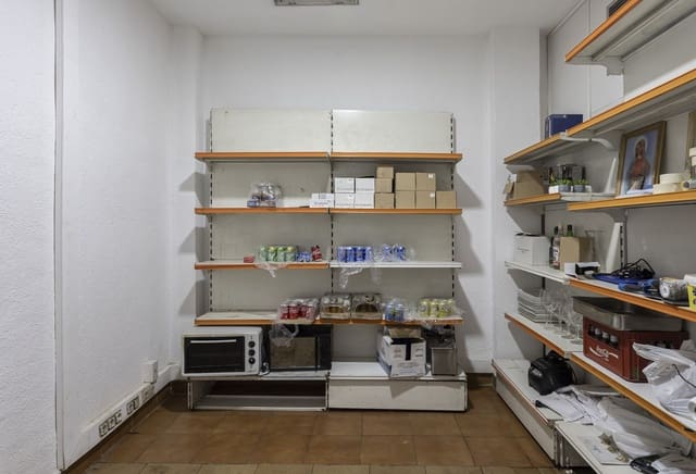 Kommersiell til salgs i Marbella - € 775 000 (Ref: 8078353)