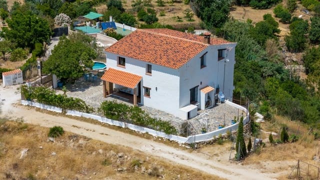 4 soverom Villa til salgs i Mijas pueblo, Mijas - € 550 000 (Ref: 8399175)