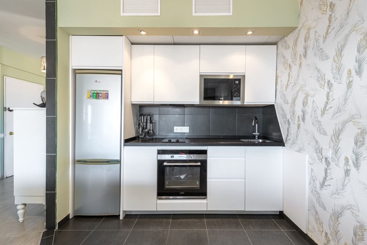 2 bedroom Penthouse for sale in Fuengirola with pool - € 680,000 (Ref: 8754456)