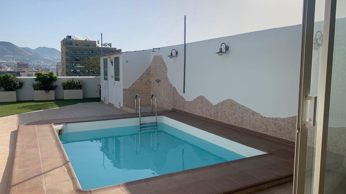 2 bedroom Penthouse for sale in Fuengirola with pool - € 680,000 (Ref: 8754456)