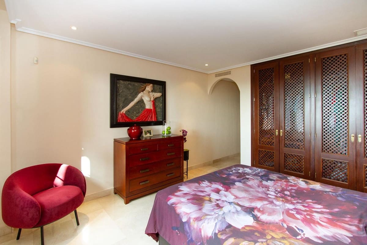 3 soveværelse Lejlighed til salg i La Mairena - € 465.000 (Ref: 8848047)