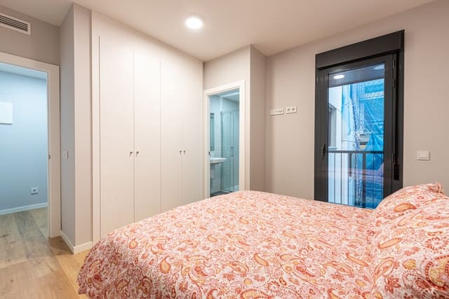 3 quarto Apartamento para venda em Las Lagunas de Mijas, Mijas com piscina - 375 000 € (Ref: 8937768)