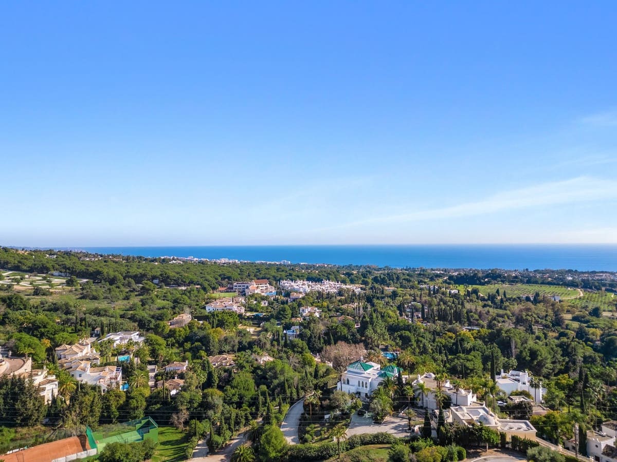 3 makuuhuone Omakotitalo myytävänä paikassa Marbella mukana uima-altaan - 1 250 000 € (Ref: 8941671)