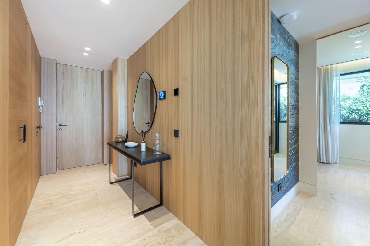 2 Zimmer Apartment zu verkaufen in Estepona mit Pool - 2.395.000 € (Ref: 8952050)