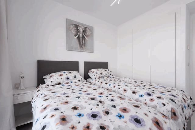 3 sypialnia Penthouse na sprzedaż w Atalaya-Isdabe, Estepona z basenem - 1 195 000 € (Ref: 9003662)