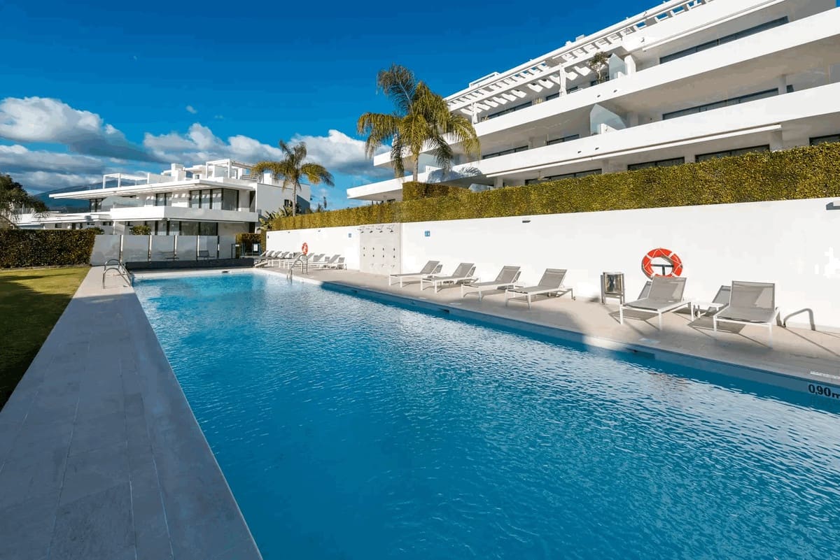 3 sovrum Takvåning till salu i Atalaya-Isdabe med pool - 1 195 000 € (Ref: 9003662)