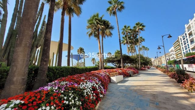 2 soveværelse Lejlighed til salg i Estepona - € 399.000 (Ref: 9028415)