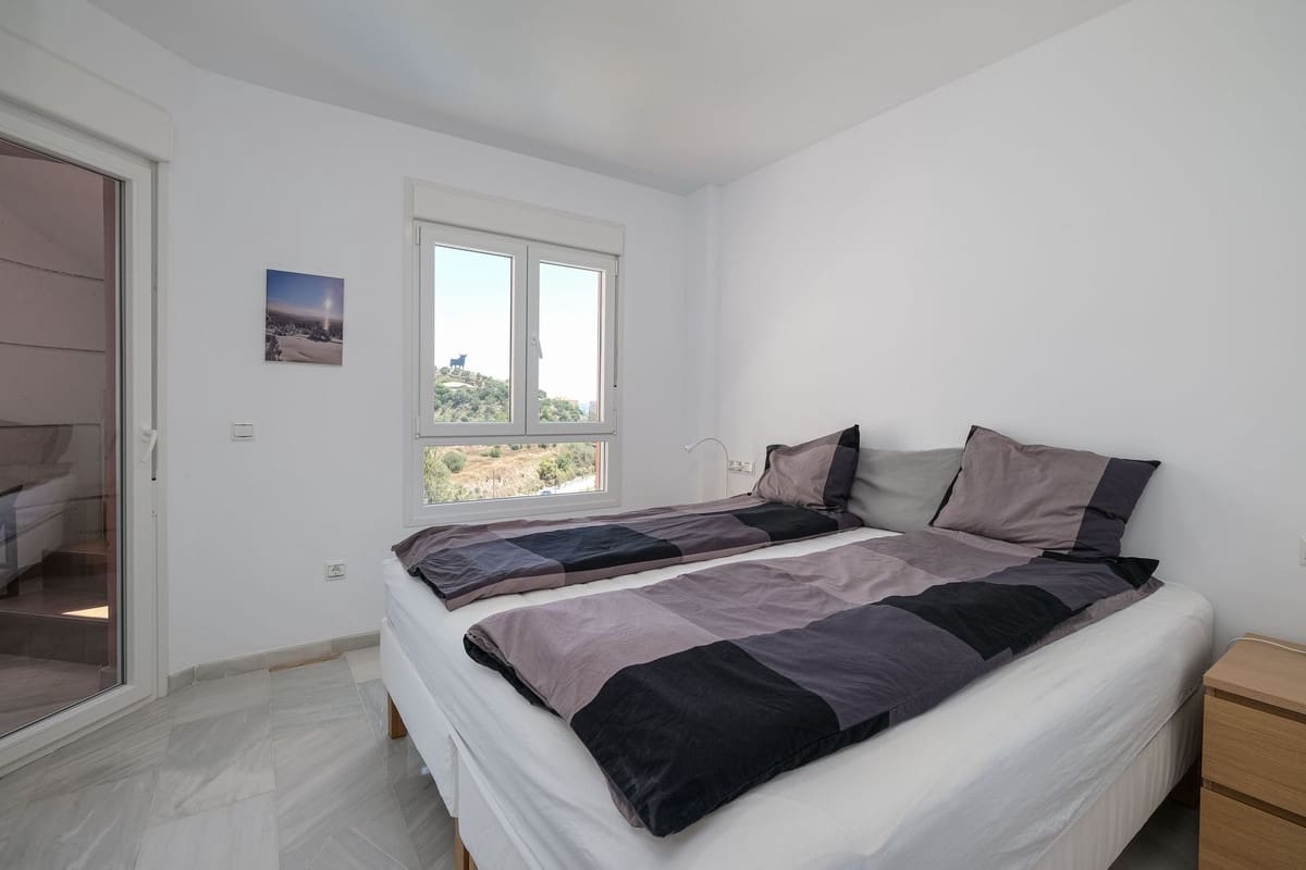 3 soverom Penthouse til salgs i Fuengirola med svømmebasseng - € 629 000 (Ref: 9033462)