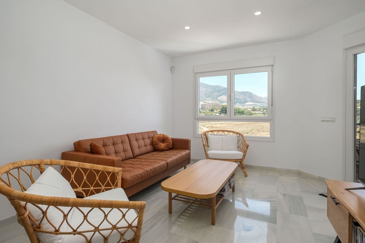 3 soverom Penthouse til salgs i Fuengirola med svømmebasseng - € 629 000 (Ref: 9033462)