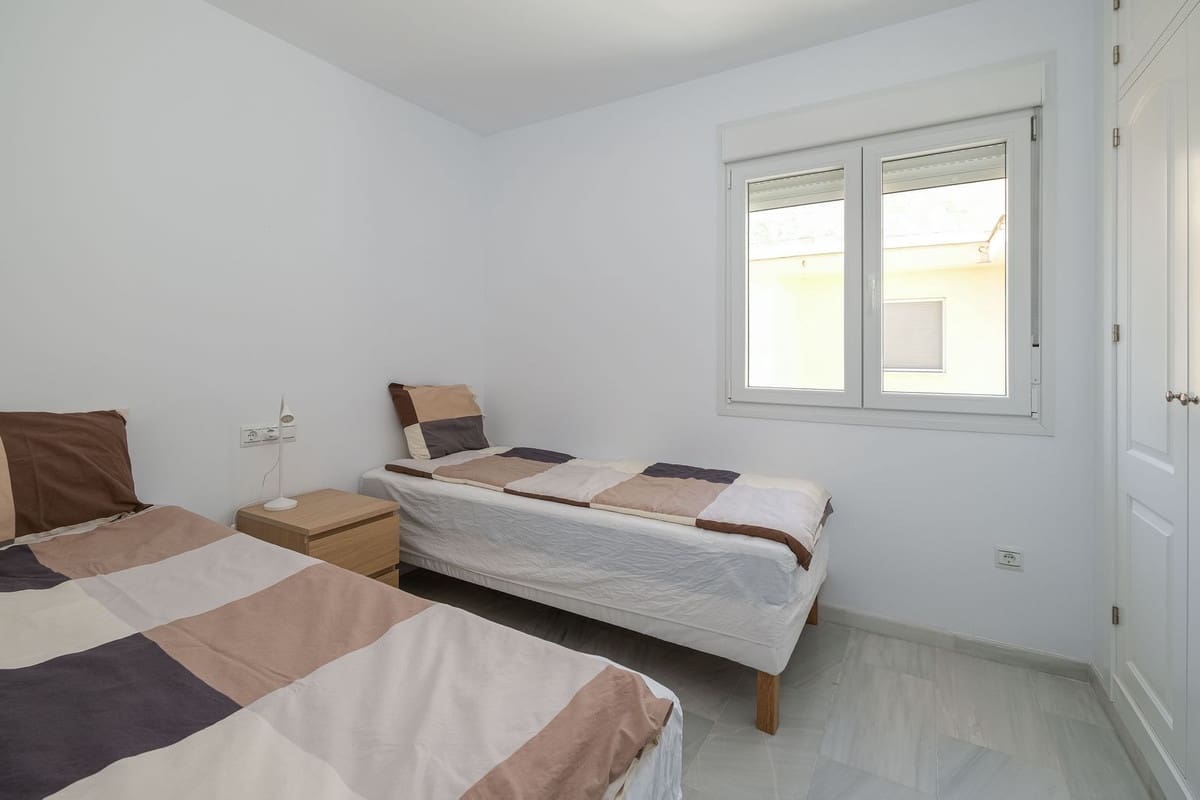 3 soverom Penthouse til salgs i Fuengirola med svømmebasseng - € 629 000 (Ref: 9033462)