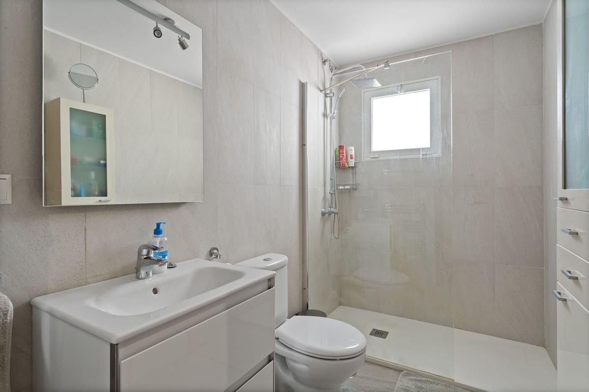 2 bedroom Apartment for sale in Mijas with pool - € 289,000 (Ref: 9037049)