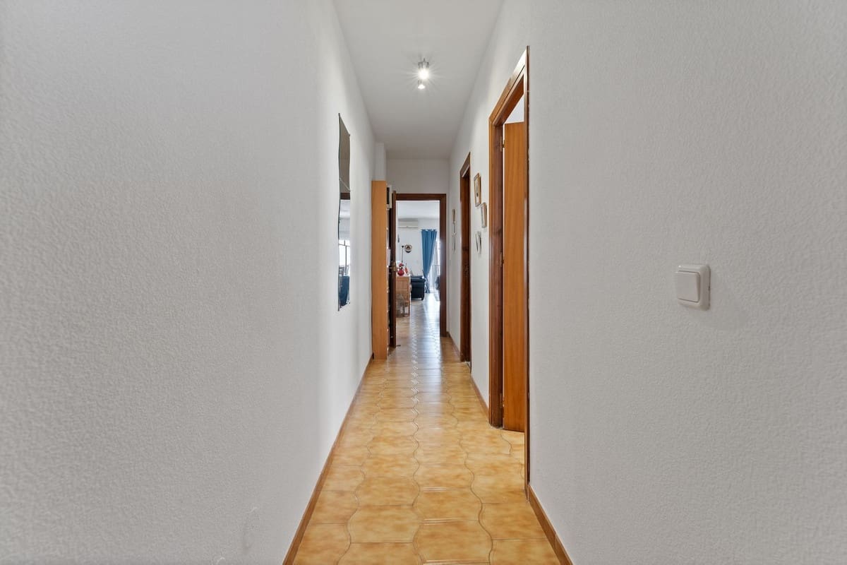 2 bedroom Apartment for sale in Mijas with pool - € 289,000 (Ref: 9037049)