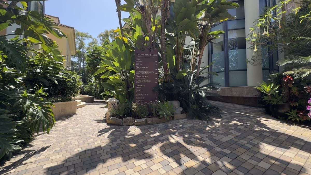 Apartamento de 3 habitaciones en Puerto Banus en venta - 6.900.000 € (Ref: 9051492)