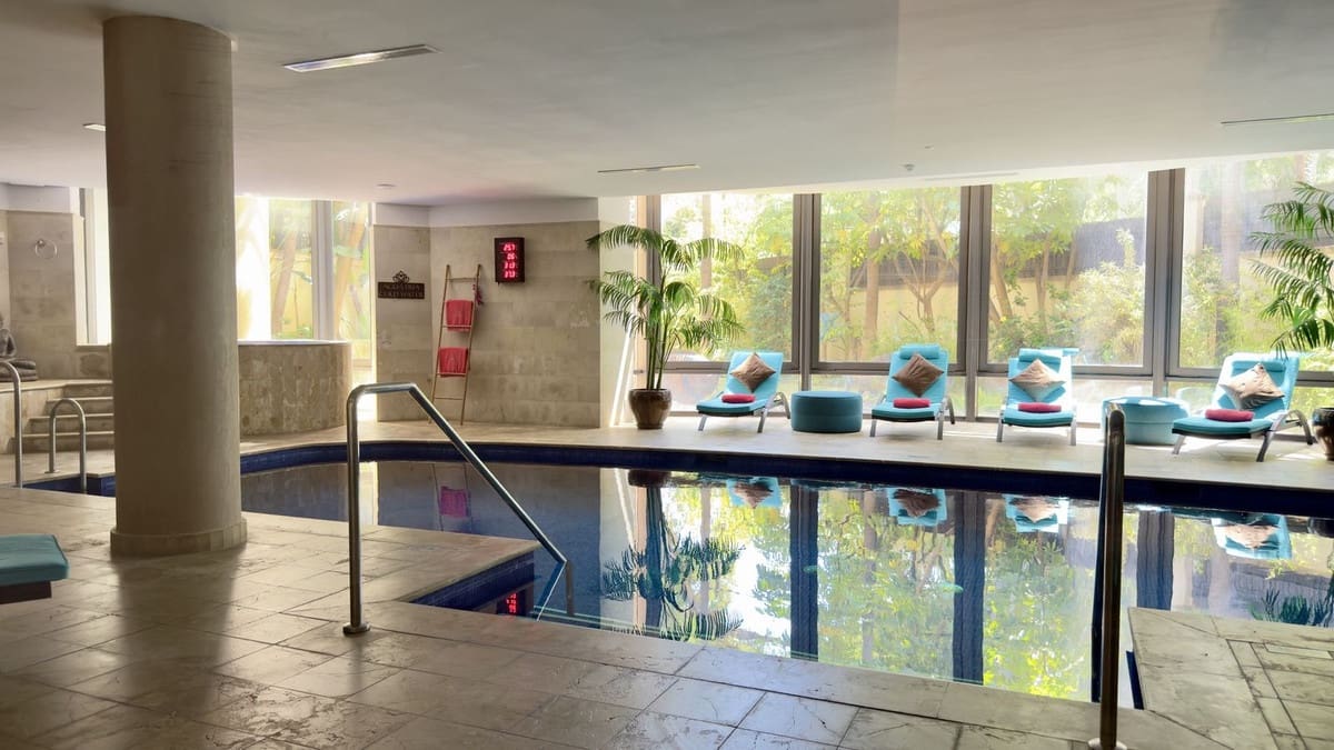 Apartamento de 3 habitaciones en Puerto Banus en venta - 6.900.000 € (Ref: 9051492)